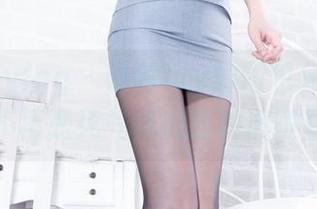 Beautyleg – 带着Ivy的图包分享，教室不再是死气沉沉的知识殿堂～