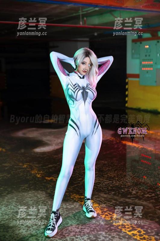 Byoru Byoru的自拍智慧:美图不都是完美角度