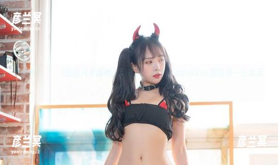 Dami(퀸다미)的图片更新越露越怪异，ArtGraviaVol真的是…让我无言以对啊。