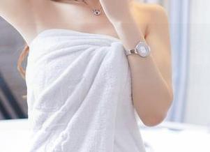 GIRLT果团网 – 我在想，陈雅漫的白裙作品有没有魔力，能不能把我的烦恼都卷走？