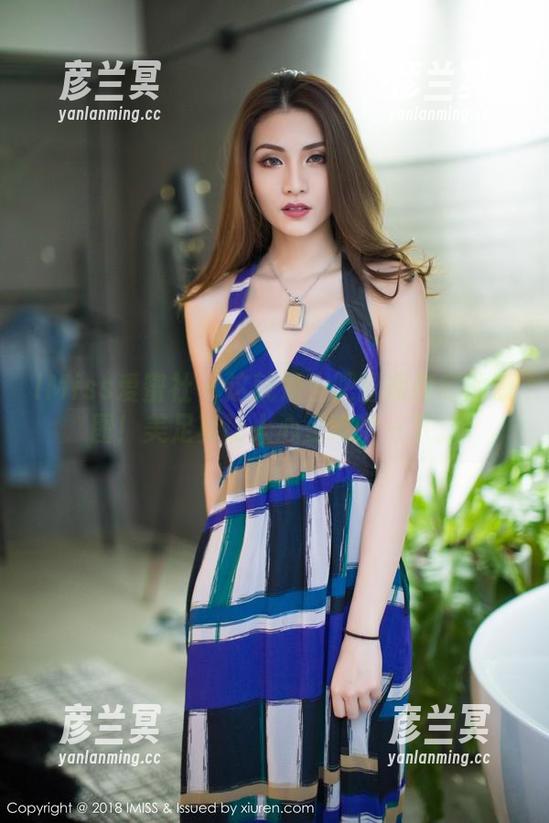 IMiss爱蜜社-土肥圆矮挫穷 IMiss爱蜜社 - 这就是土肥圆矮挫穷的原图!美足真让人心里咯噔一下。