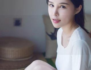 IMiss爱蜜社 – 哎哟，程小烦不烦也太会搞事情了，原图一出，整件作品直接变身段子秀！