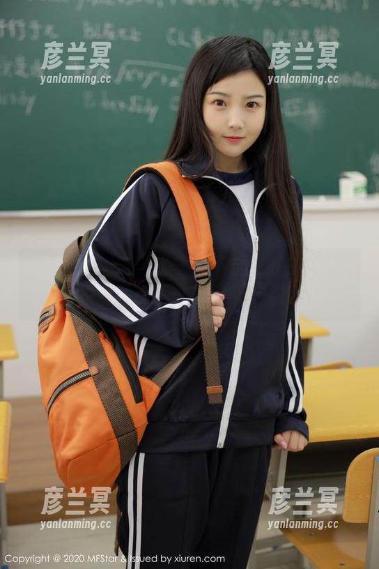 MFStar模范学院 - 说不定唐琪儿Beauty的校园写真集只有下载才能拥有！