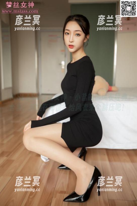 MSLASS梦丝女神 - 小盐的黑风衣经典合集：美腿在哪里？给风衣来个解压吧！