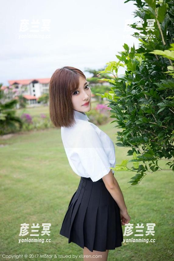 MiStar魅妍社-闵妮Mily MiStar魅妍社 - 闵妮Mily的校服:校园风穿搭手册,图库直送!