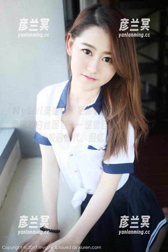 MyGirl美媛馆 - 更新啦！Manuela玛鲁娜的白丝图包——感觉自己瞬间回到了校园时代，回忆杀！
