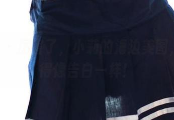 ROSI – 厉害了，小莉的海边美图，分享得像告白一样！