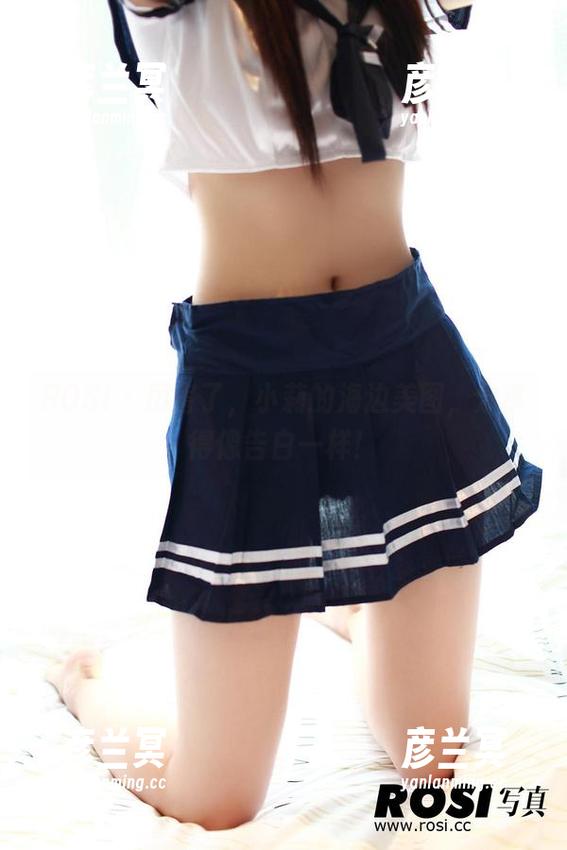 ROSI-小莉 ROSI - 厉害了,小莉的海边美图,分享得像告白一样!