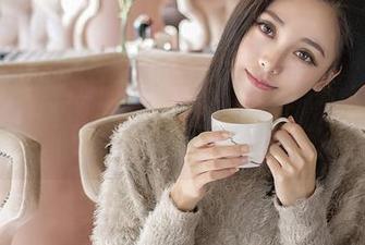 TGOD推女神 – “颖莹儿YY秘书”套图下载，然而整个过程好像要下定决心！