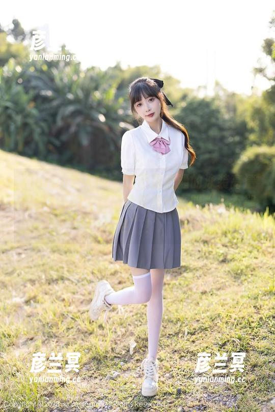 Xiuren秀人网 - 这不是普通的泳装高清图册，baby嘉茵要教你什么叫“绝不褪色”！