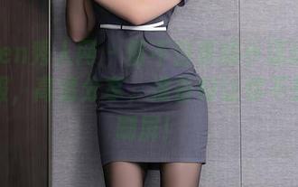 Xiuren秀人网 – 情不自禁的小逗逗与她的礼服，高清分享，准备好让你不想停止刷屏！