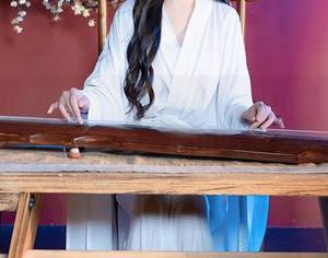 Xiuren秀人网 – 见证王婉悠Queen的少女梦：精选作品集，里面有很多花花草草