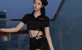Xiuren秀人网 – 艾静香真的太会了，这双人的原图让人忍不住想多看两遍，分享个什么也不得不慎重…