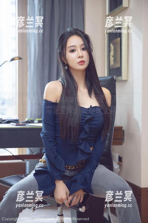 YouMi尤蜜荟-laura阿姣 YouMi尤蜜荟 - laura阿姣镂空系列:这不是空的,而是空灵!美图配上风格,完美!