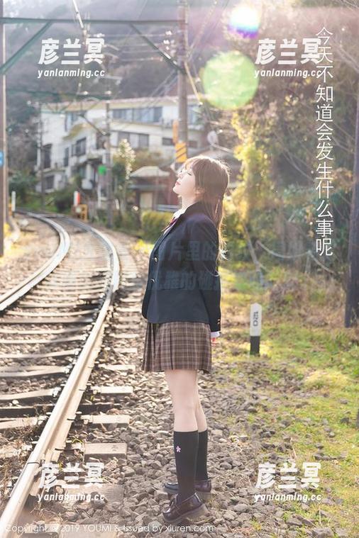 YouMi尤蜜荟 - 图片里的豹纹，周妍希这样画出狂野与优雅的碰撞絮叨时刻。