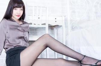 beautyleg – Jenny泳池图包：水花四溅，少女心在溺水边缘徘徊