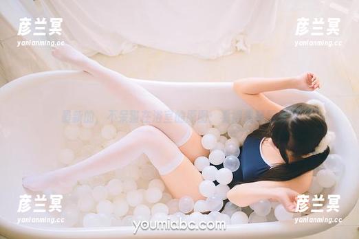 不呆猫 最新的,不呆猫在浴室的原图:看得我瑟瑟发抖