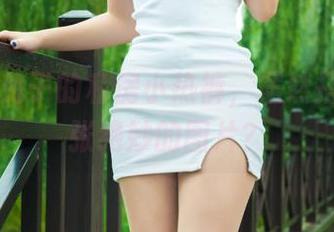 丽柜 – 兔子的私房小热裤，居然搭配了几张绝妙的图片？