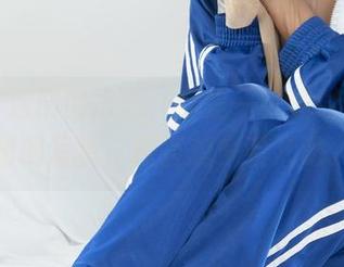 丽柜 – 透明的心心，真是一张绝对让人停留的写真，简直想多看几遍。