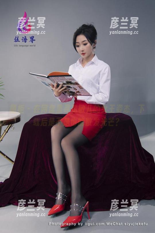 丽柜 - 在网盘里寻觅敏儿的女王姿态，下载后是不是也能散发光芒？