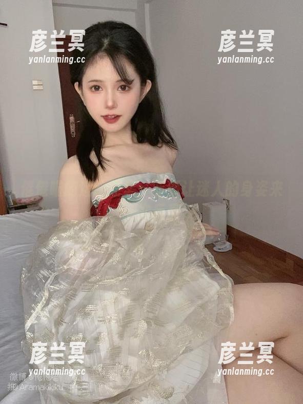 倦倦喵 倦倦喵的运动图集:非要让迷人的身姿来一次反差