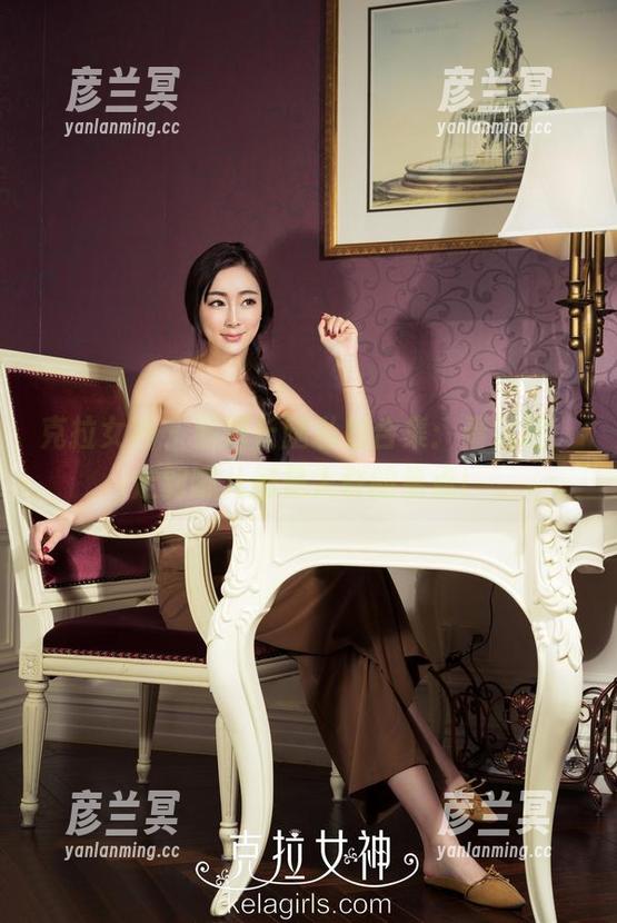 克拉女神 - 熙妍长腿私拍合集：看这腿，走到哪儿都是人群的焦点！