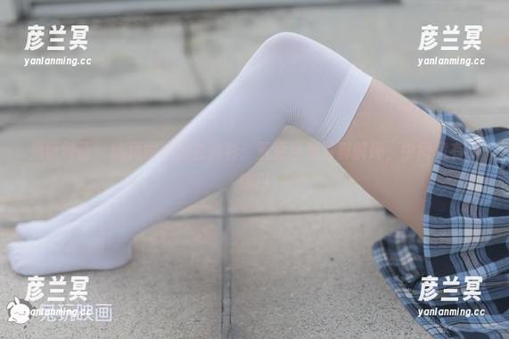 兔玩映画-五更百鬼 兔玩映画 - 随风而逝的白衬衫:五更百鬼写真解码,中间竟有小窍门