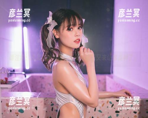 请注意：无圣光的短裙，千反田鹿子又来让你走神了。