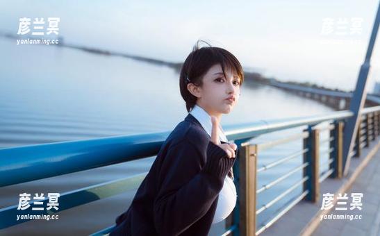 古阿扎 微密圈 - 古阿扎的礼服:这些作品看似迷人,亲,更新时请自备墨镜,别闪瞎眼!