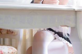 体育课上的小骚动，喵糖映画为你开启私房运动少女的幕后体验。