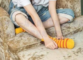 头条女神 – 一场免费的写真秀，琳琳变身完美女仆，你猜她会撒什么娇？