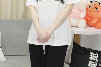 小众视觉 – 校园散步在线，小薯条化身摄影师，记录那些不经意的瞬间。