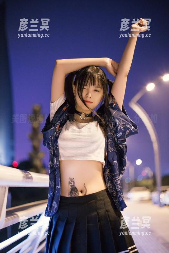 美图速递！在小野妹子w办公室，分享如何把严肃变得有趣。
