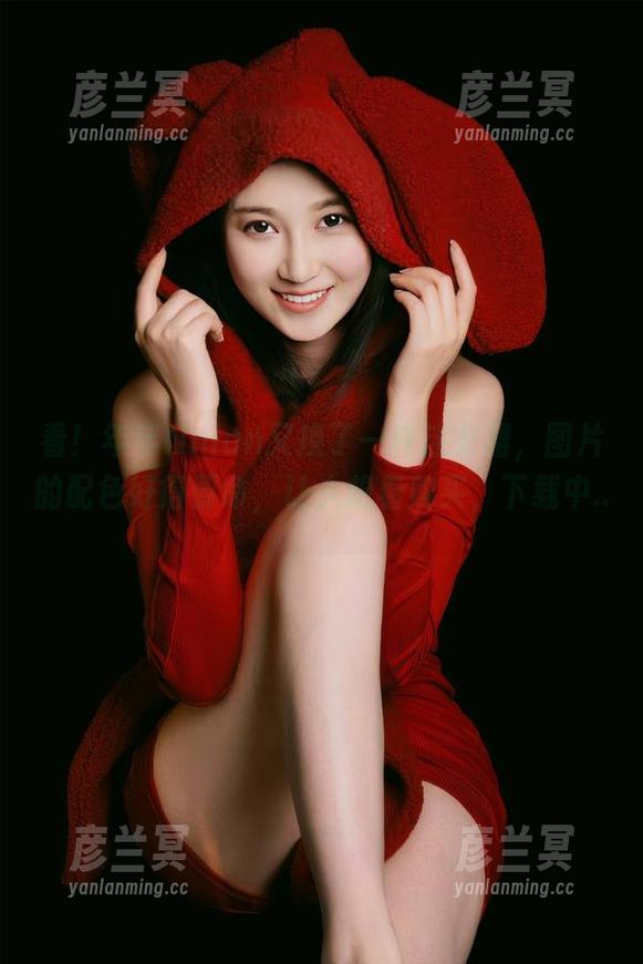 年年Nnian 看!年年Nnian又换了一件连衣裙,图片的配色好得要命,让人想着购买,下载中...
