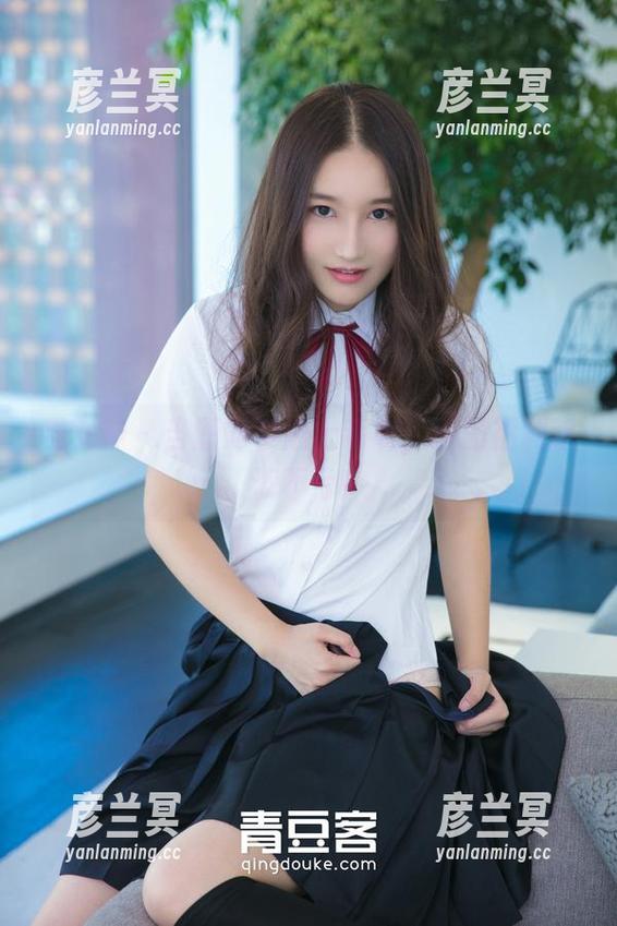 推女神 - 当潇同学遇上毛衣，原图福利这波不亏！