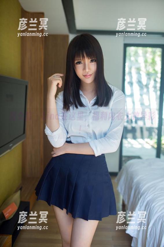 推女郎 - Lina在这里，福利内衣大放异彩！