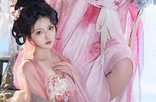 星澜是澜澜叫澜妹呀，睡莲，和一系列不得不看的美图精选，忍不住想在水中泡一会。