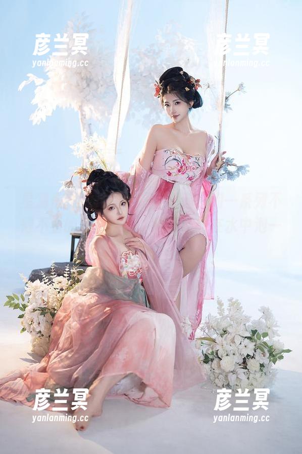 星澜是澜澜叫澜妹呀，睡莲，和一系列不得不看的美图精选，忍不住想在水中泡一会。