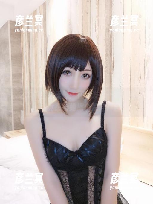 木之本果全套美脚：在沙发上一秒沉迷，下一秒竟想给她编个凉鞋广告！