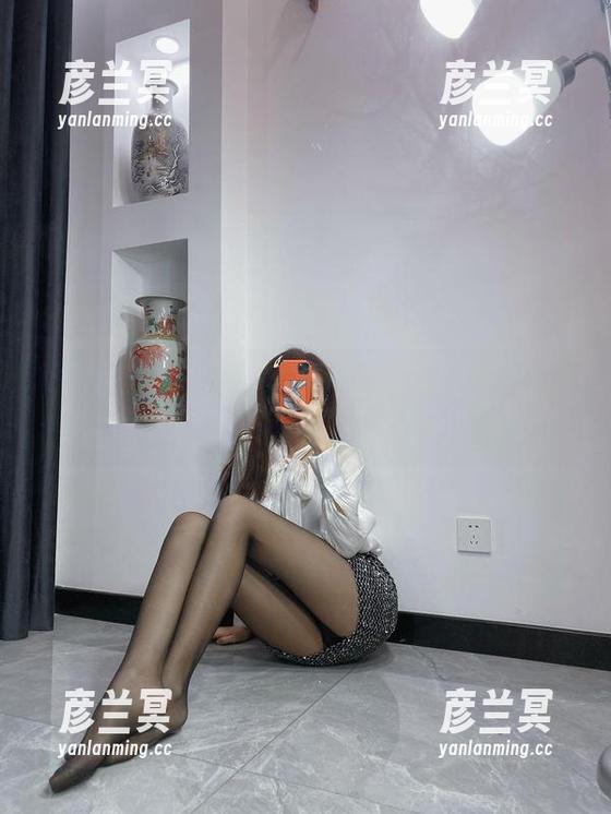 杨大乐乐很靠谱 微密圈 - 杨大乐乐很靠谱的旗袍合集:这个姿势,我已经看了三遍了。