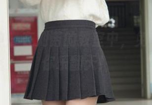 梦丝女神 – 在刘诺的教室中，免费照片让你乐翻天！