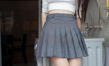 梦丝女神 – 晓晓红裙写真：红到让人怀疑生活的色彩！