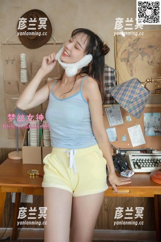 梦丝女神-雪馨 梦丝女神 - 看雪馨的万圣节定制作品,心里默默想,原来平常多一些这样的惊喜也不错。