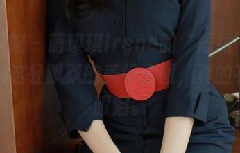 模范学院 – 萌琪琪Irene的“短裙”写真，瞧瞧这轻飘飘的美好套图，真的有点掉眼泪。