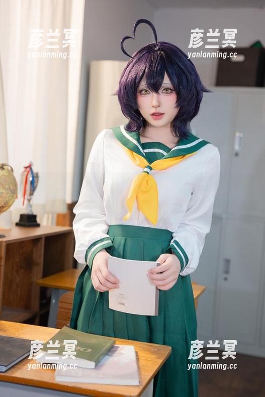 捡到一张清水由乃的夏天写真，资源就像冰淇淋，融化在我手心里！