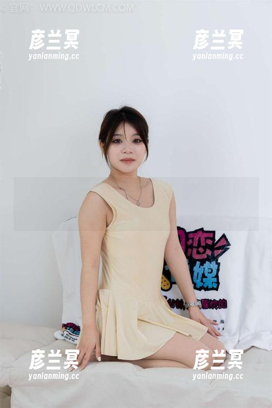 物恋传媒 - 菲菲的粉色小屋，里面装着套图和无尽的资源，快来呀！