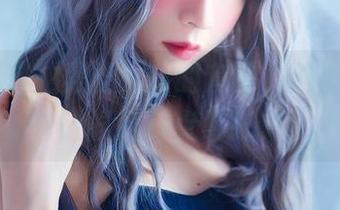 疯猫ss自拍黑丝女仆的套图，别说，看的时候我有点紧张。