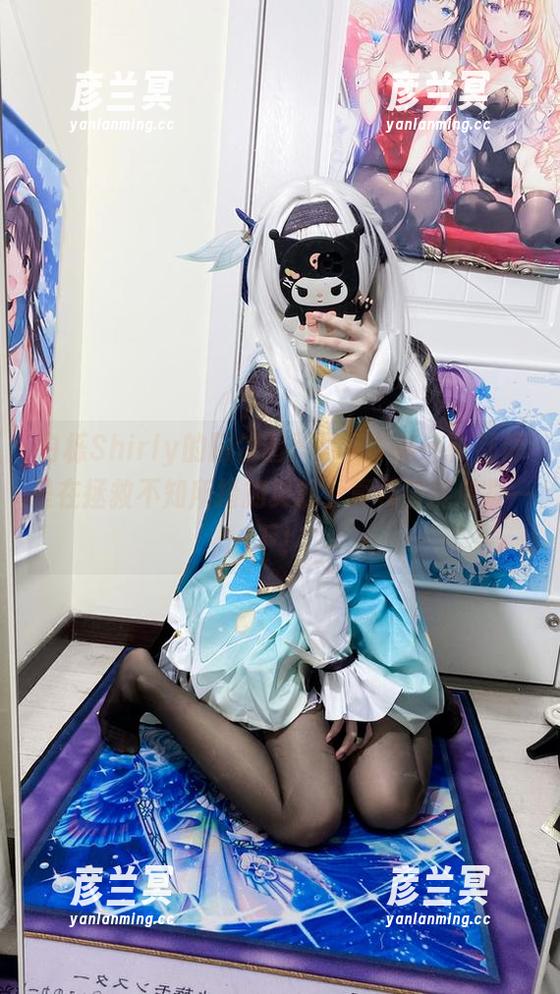 白栎Shirly 白栎Shirly的阿尔图罗写真,每一张都像是在拯救不知所措的灵魂,真希望能借鉴一下!
