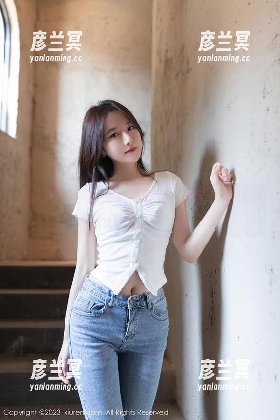 秀人网 - 小探戈变身修女，高清美图让我忍不住想点评一番。