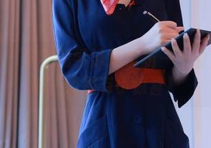 秀人网 – 梦然同学泳池赏析——合集中的每一帧都有小惊喜！